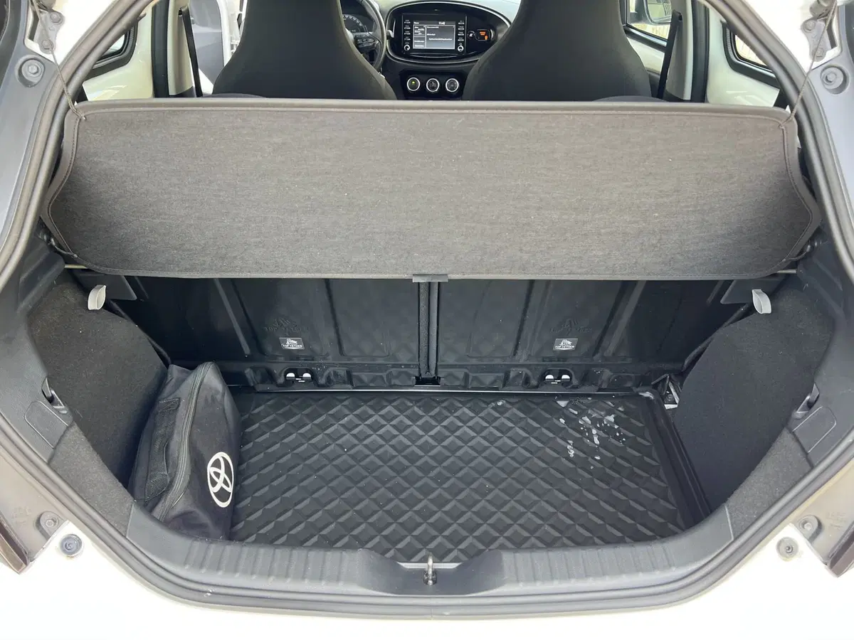 Toyota Aygo X usata a Chieti (7)
