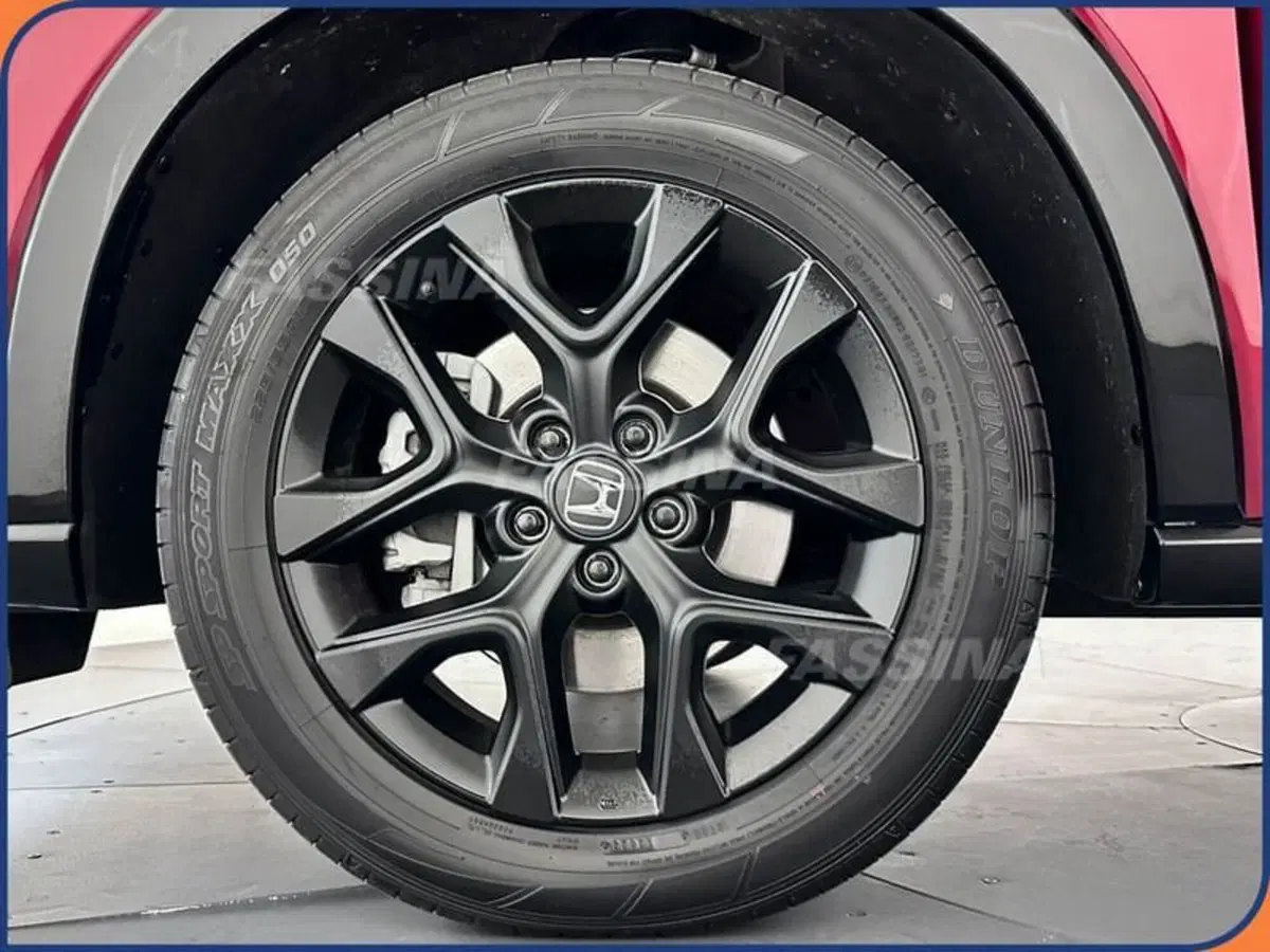 Honda ZR-V usata a Milano (7)