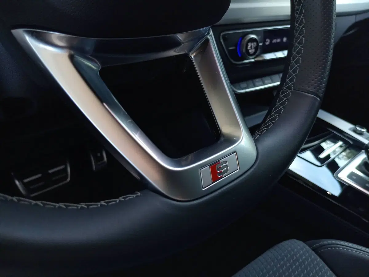 Audi Q5 Sportback usata a Bari (13)