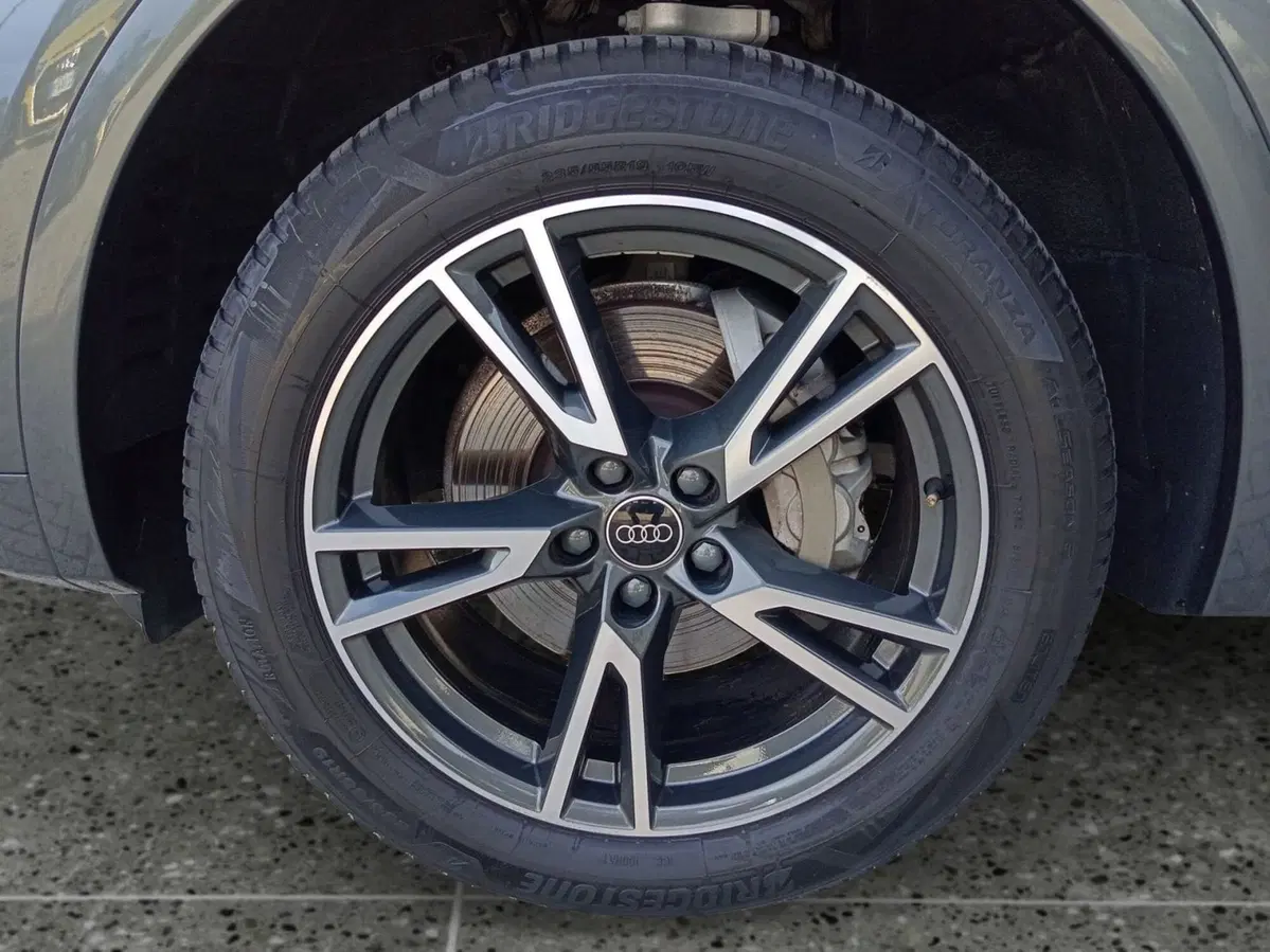 Audi Q5 Sportback usata a Bari (14)