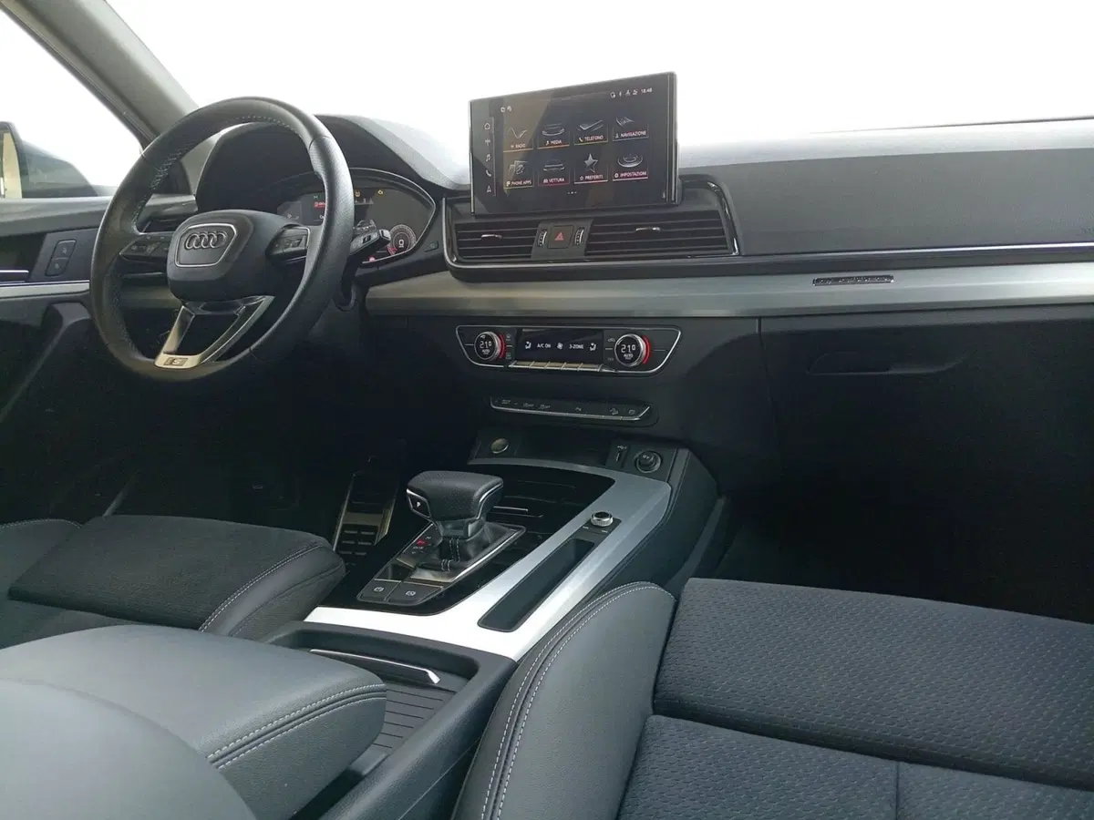 Audi Q5 Sportback usata a Bari (4)