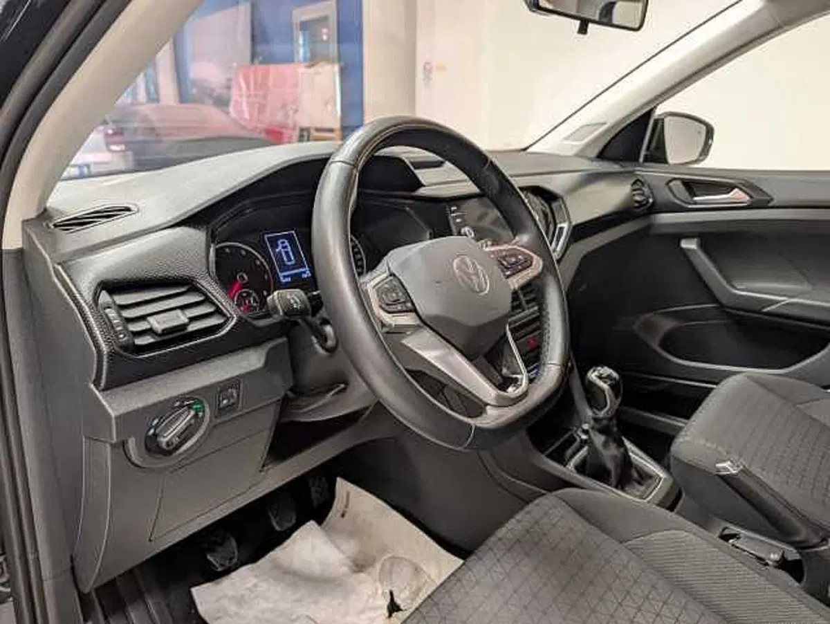 Volkswagen T-Cross usata a Teramo (11)