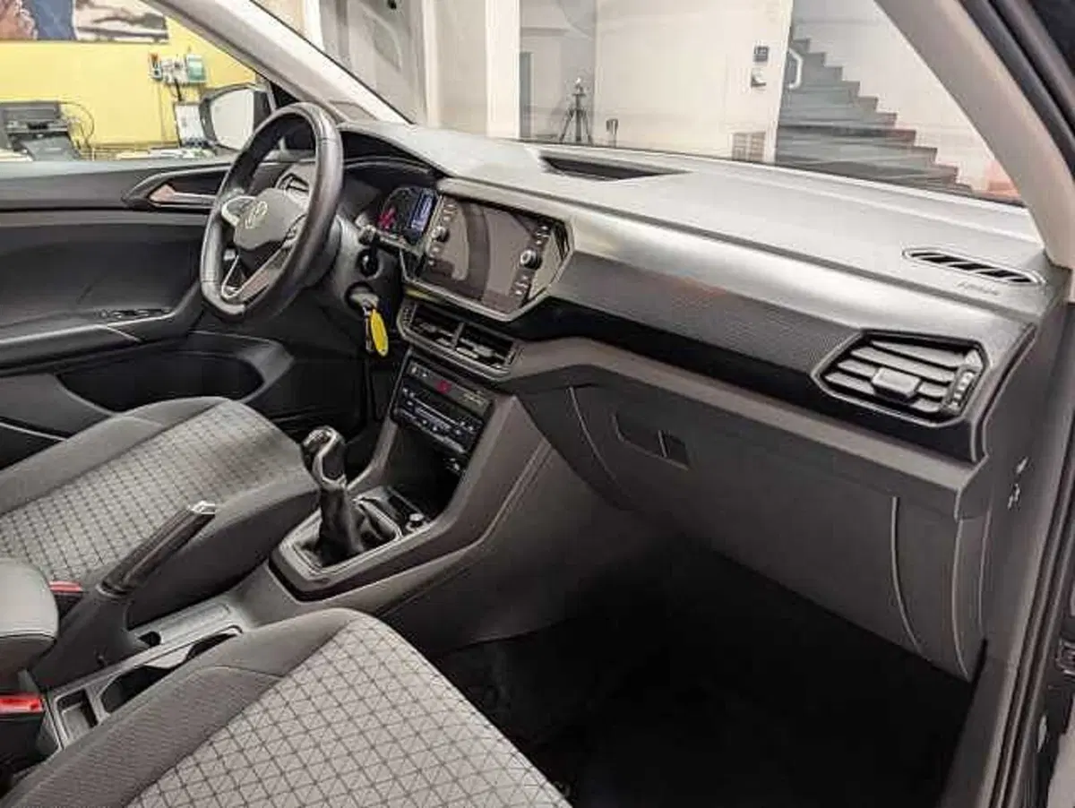 Volkswagen T-Cross usata a Teramo (12)