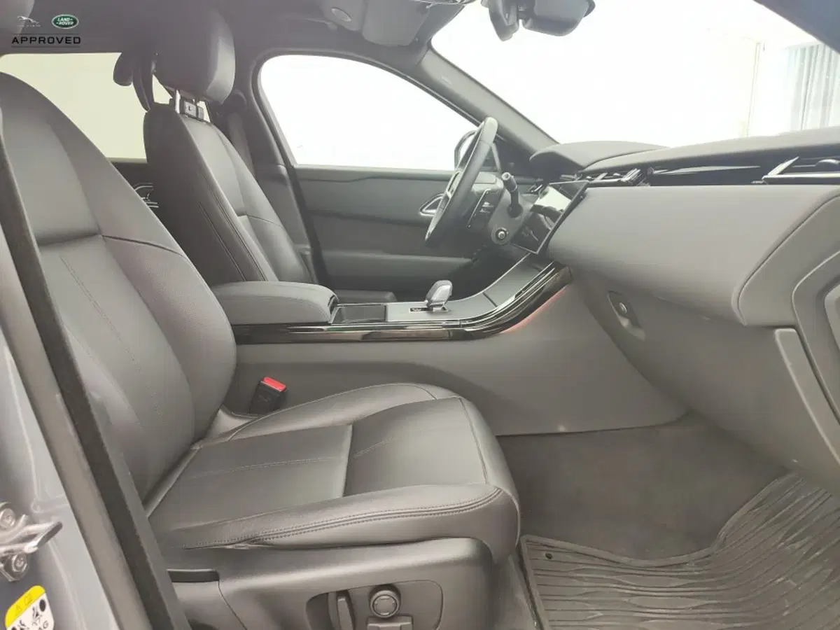 Land Rover Range Rover Velar usata a Ragusa (4)