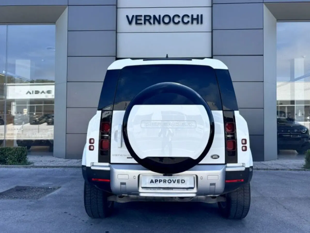 Land Rover Defender usata a Pesaro-Urbino (7)