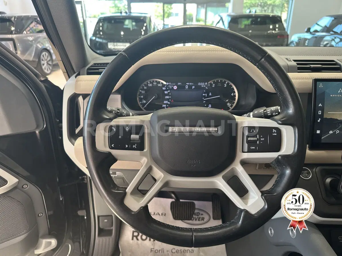 Land Rover Defender usata a Forlì-Cesena (16)