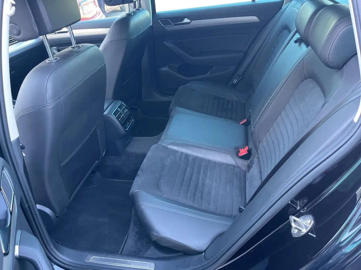 Volkswagen Passat usata a La Spezia (11)