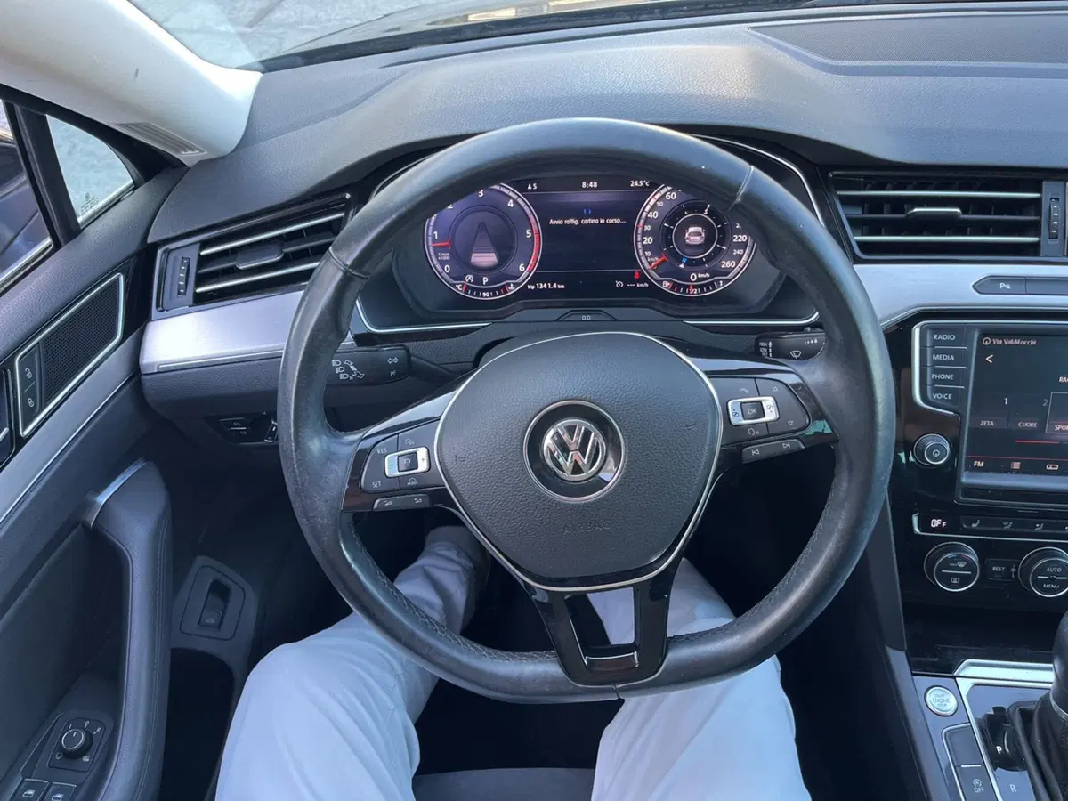 Volkswagen Passat usata a La Spezia (13)