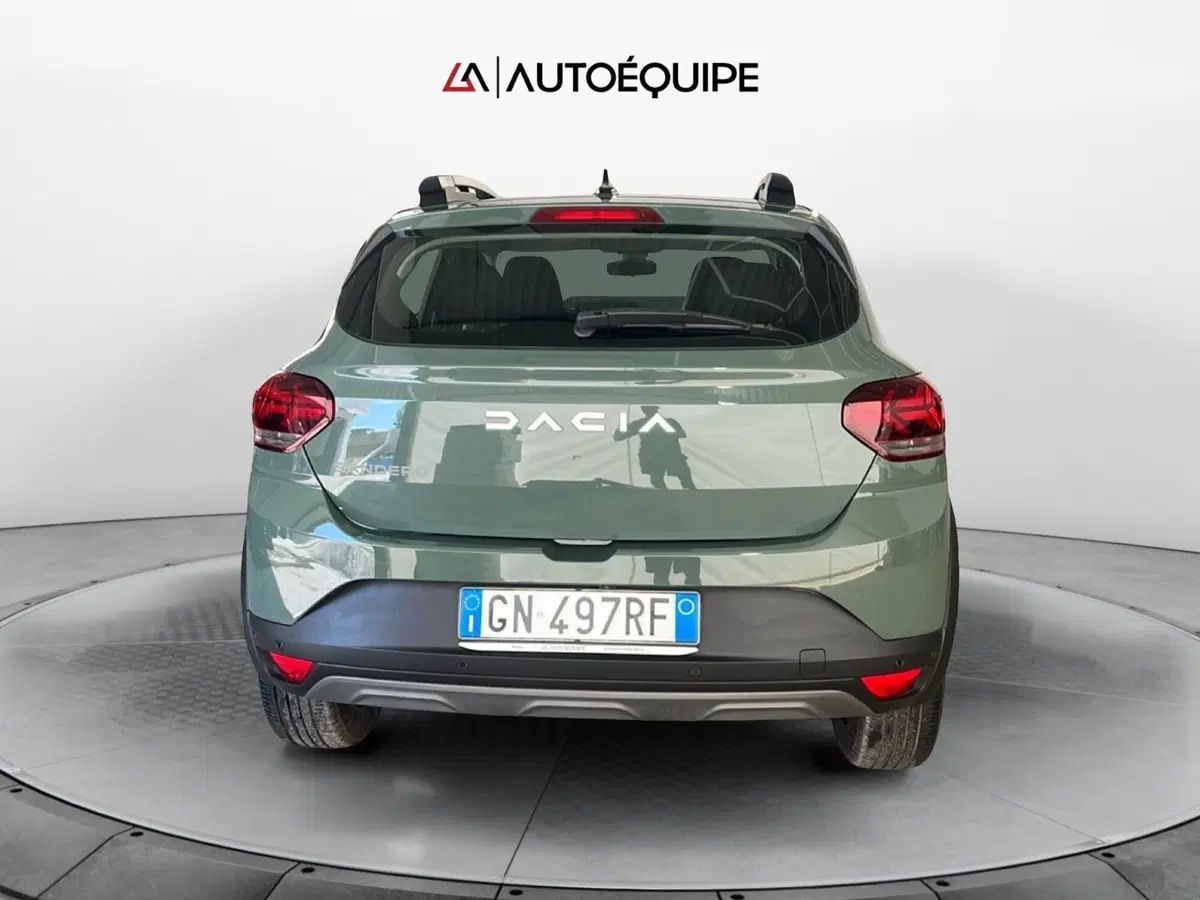 Dacia Sandero usata a Roma (4)