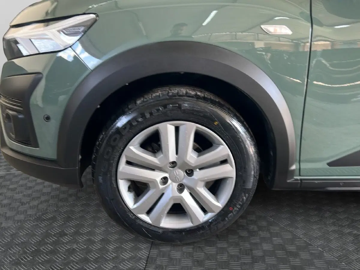 Dacia Sandero usata a Roma (9)