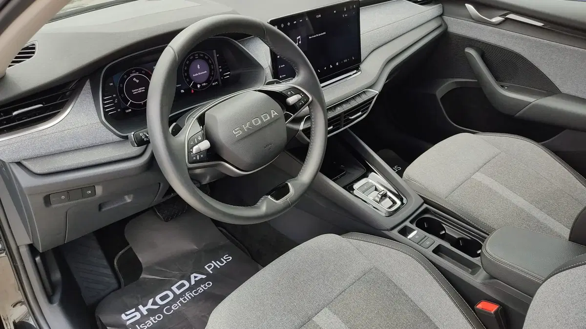 Skoda Octavia Station Wagon usata a Taranto (9)