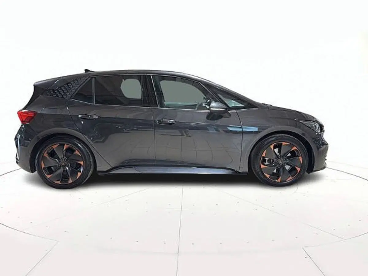 Cupra Born usata a Vicenza (3)