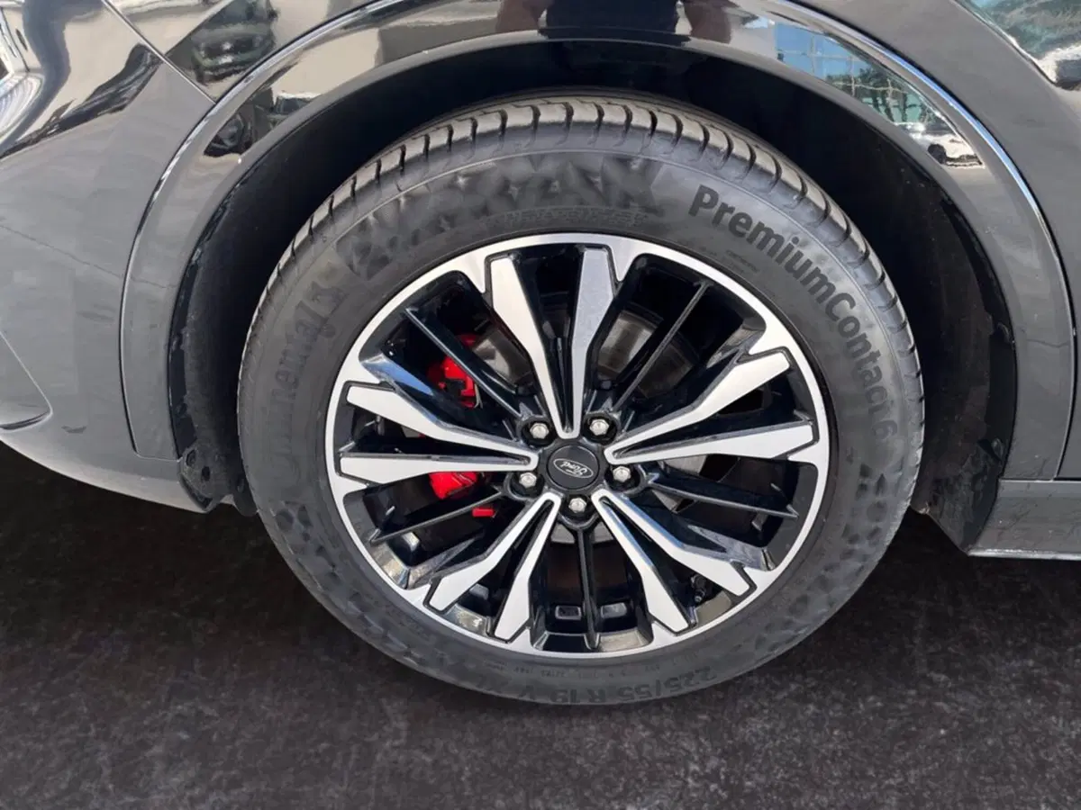 Ford Kuga usata a Milano (9)