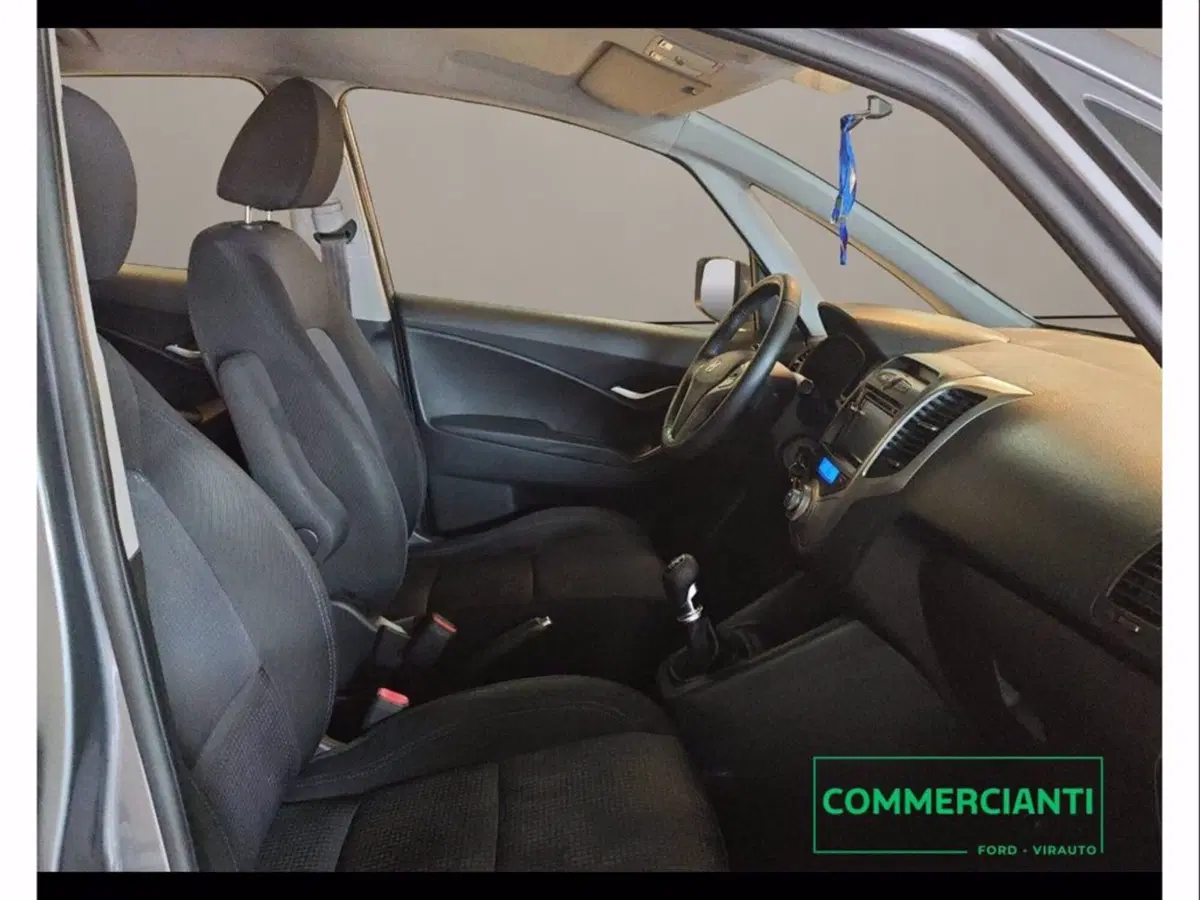 Hyundai ix20 usata a Catania (15)