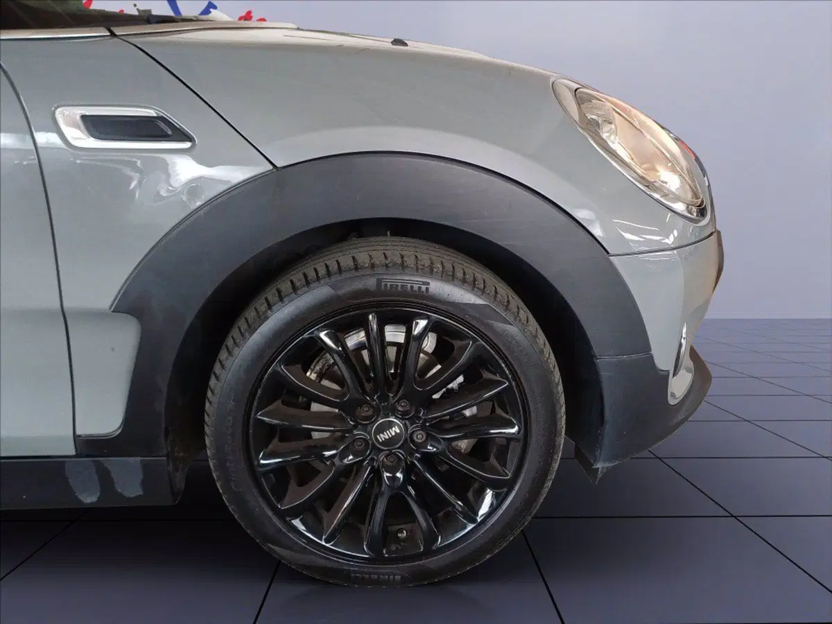 MINI Mini Clubman usata a Milano (10)