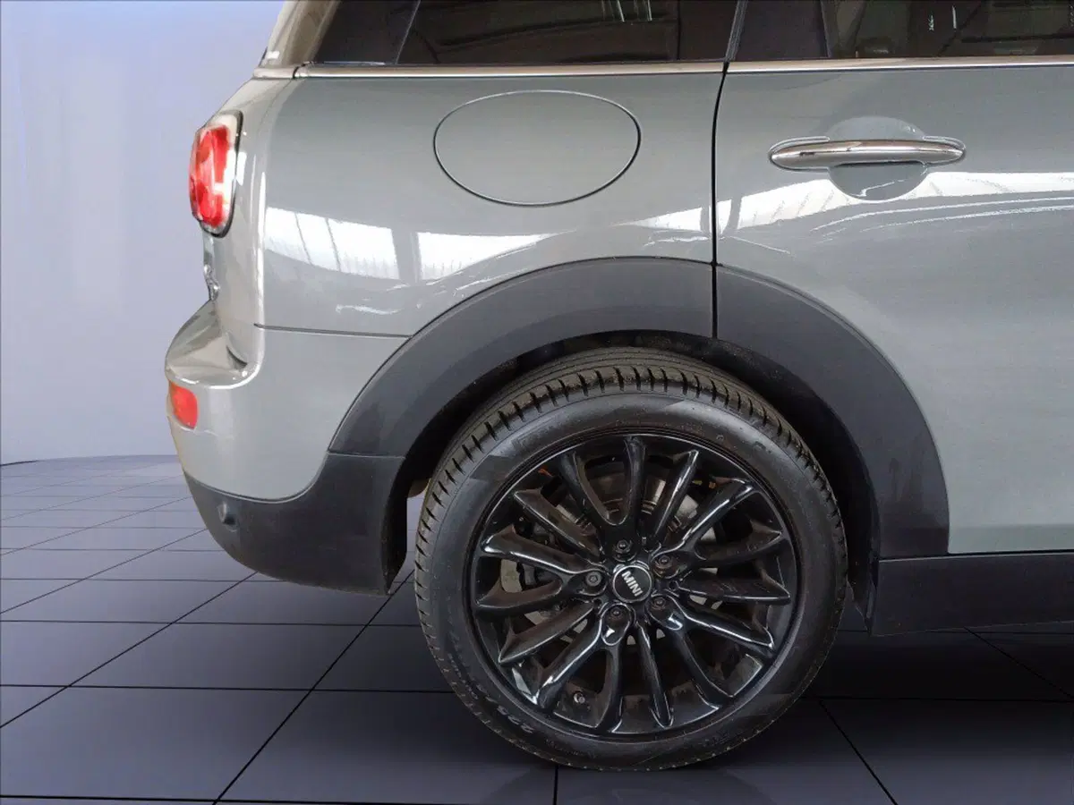 MINI Mini Clubman usata a Milano (9)