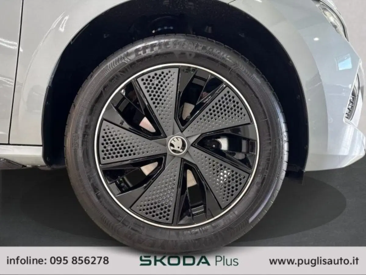 Skoda Kamiq nuova a Catania (14)