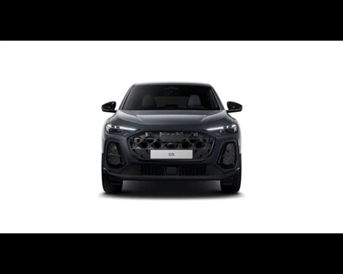 Audi Q5 Sportback nuova a Treviso (3)