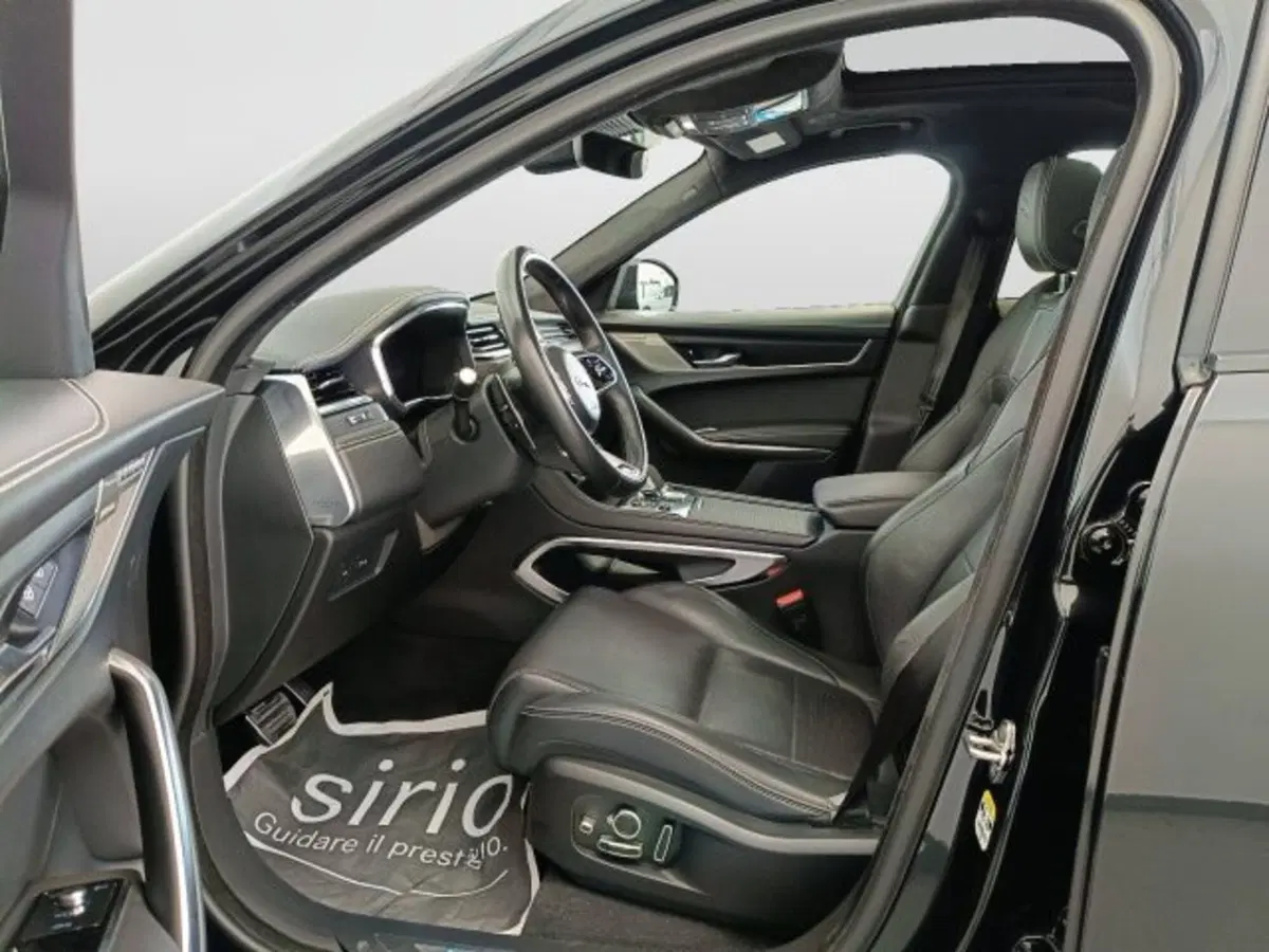 Jaguar F-Pace usata a Teramo (8)
