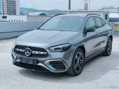 Mercedes-Benz GLA SUV 200 d Progressive Extra auto nuova a Mosciano Sant'Angelo