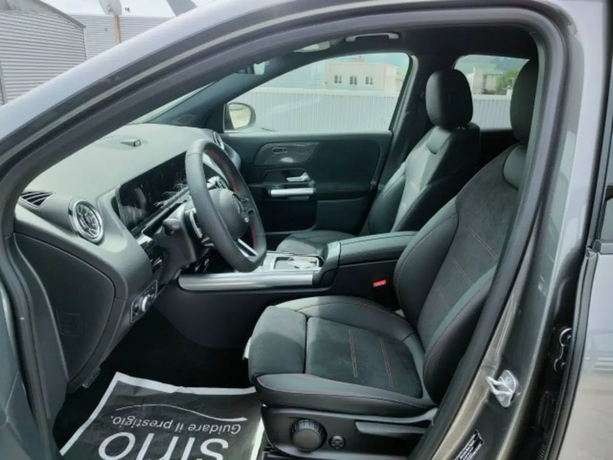 Mercedes-Benz GLA SUV nuova a Teramo (15)