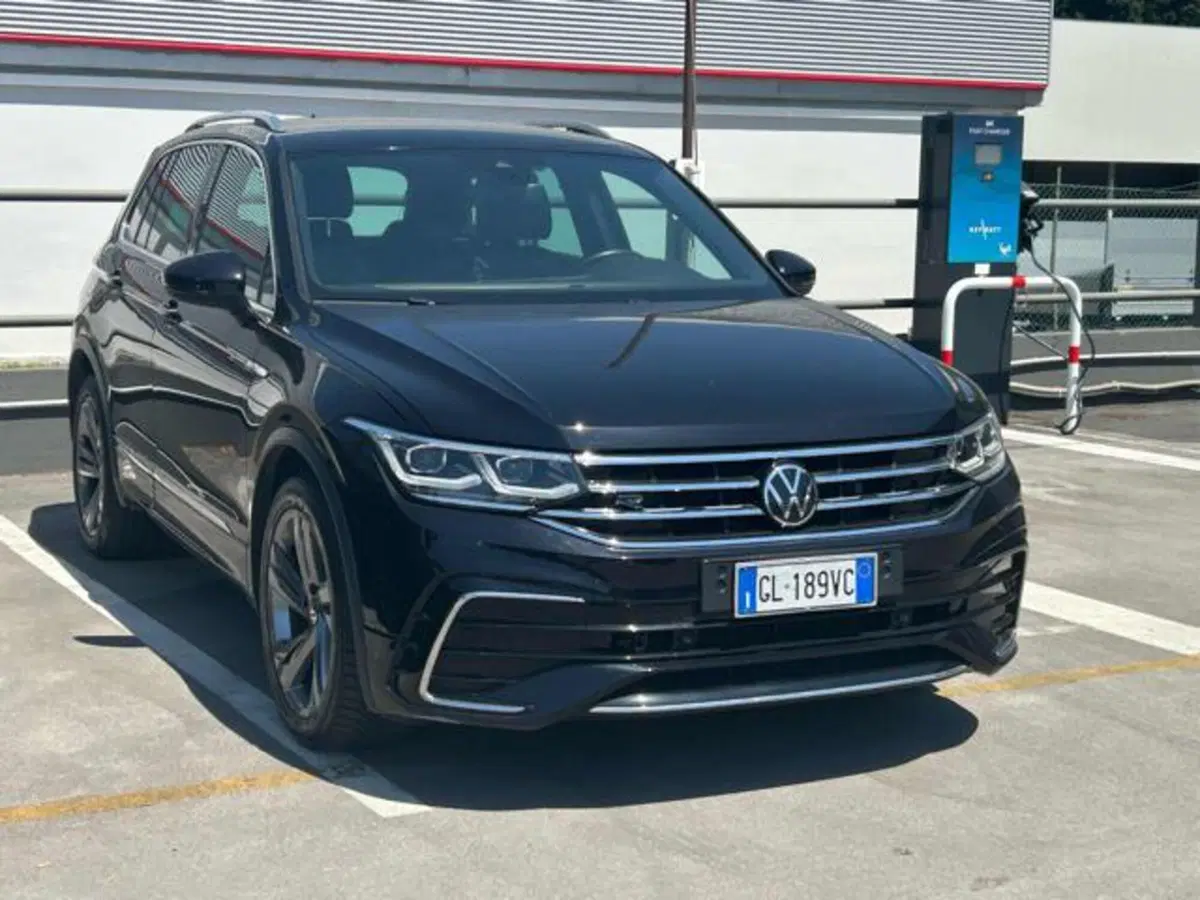 Volkswagen Tiguan usata a Lucca (3)