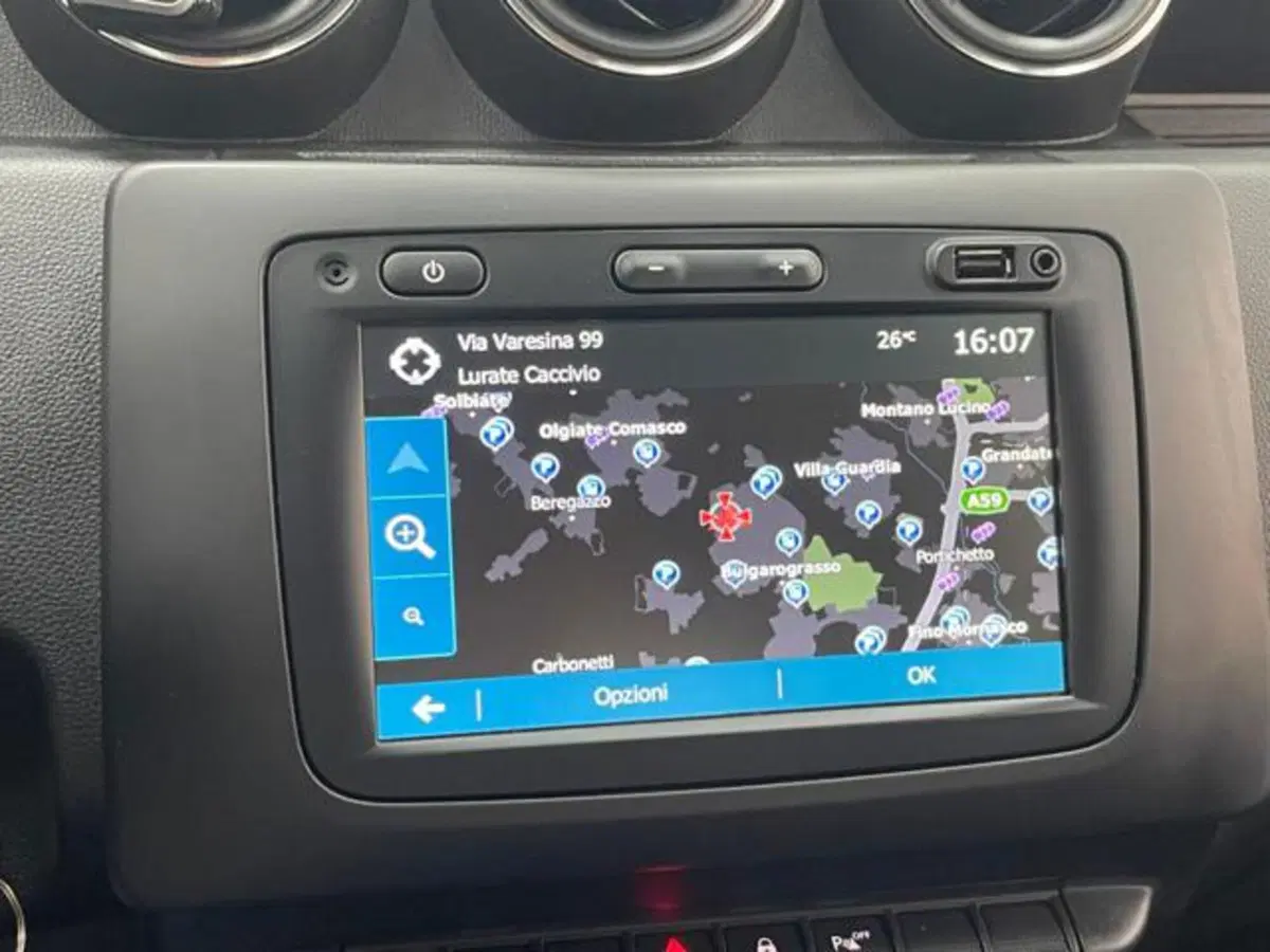 Dacia Duster usata a Como (14)