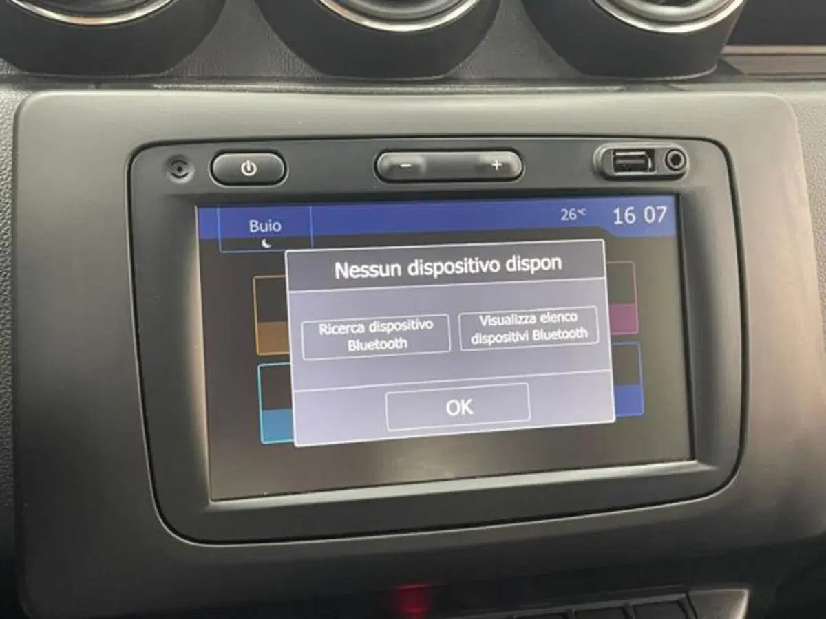 Dacia Duster usata a Como (17)
