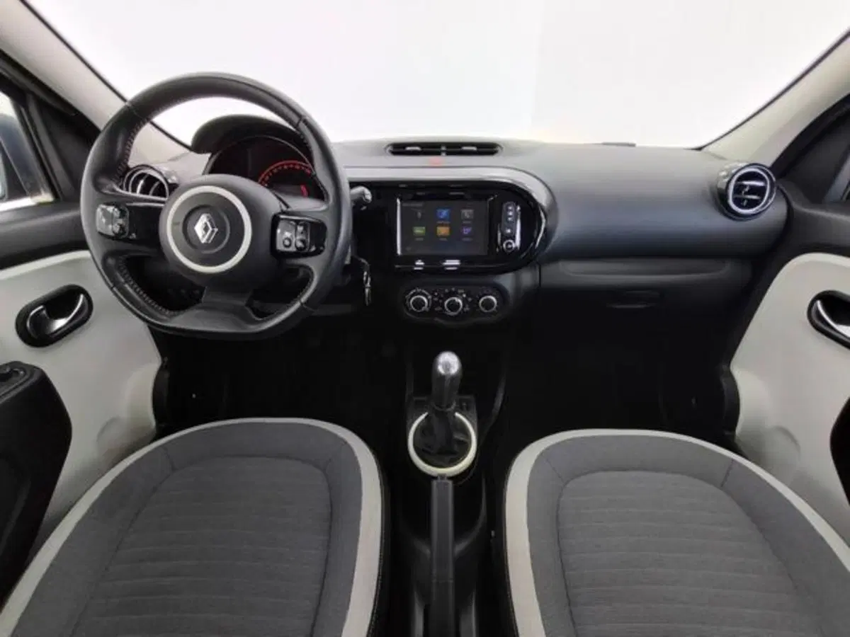 Renault Twingo usata a Como (4)