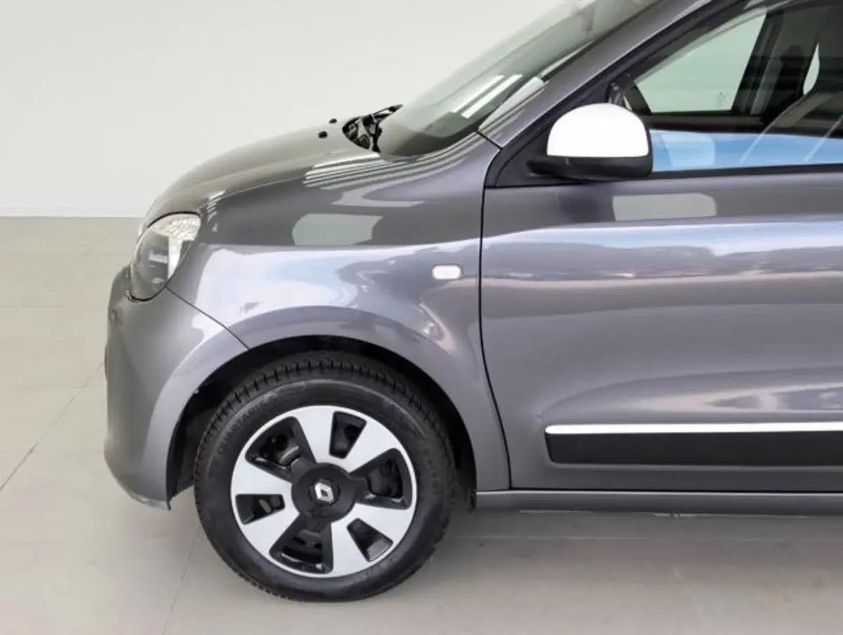 Renault Twingo usata a Como (9)