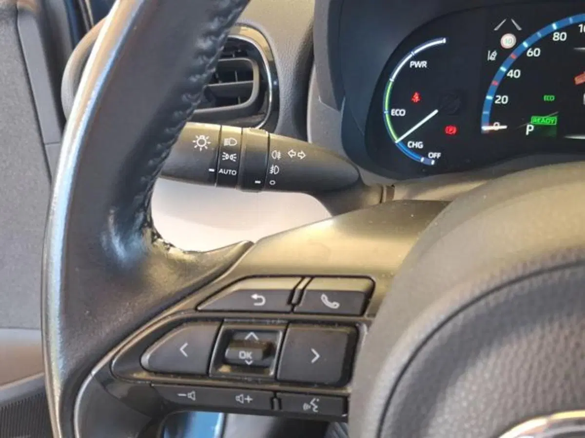 Toyota Yaris Cross usata a Roma (17)