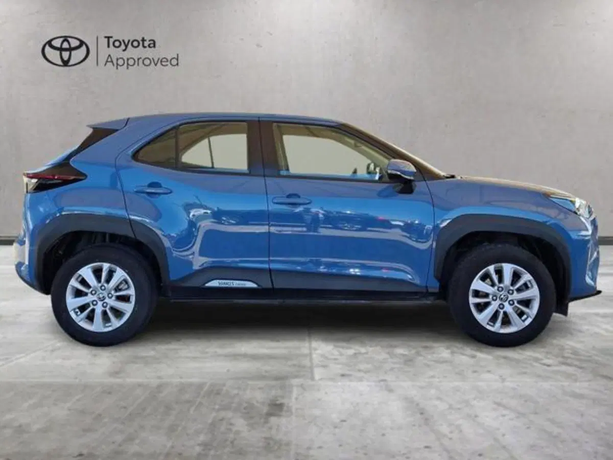 Toyota Yaris Cross usata a Roma (4)