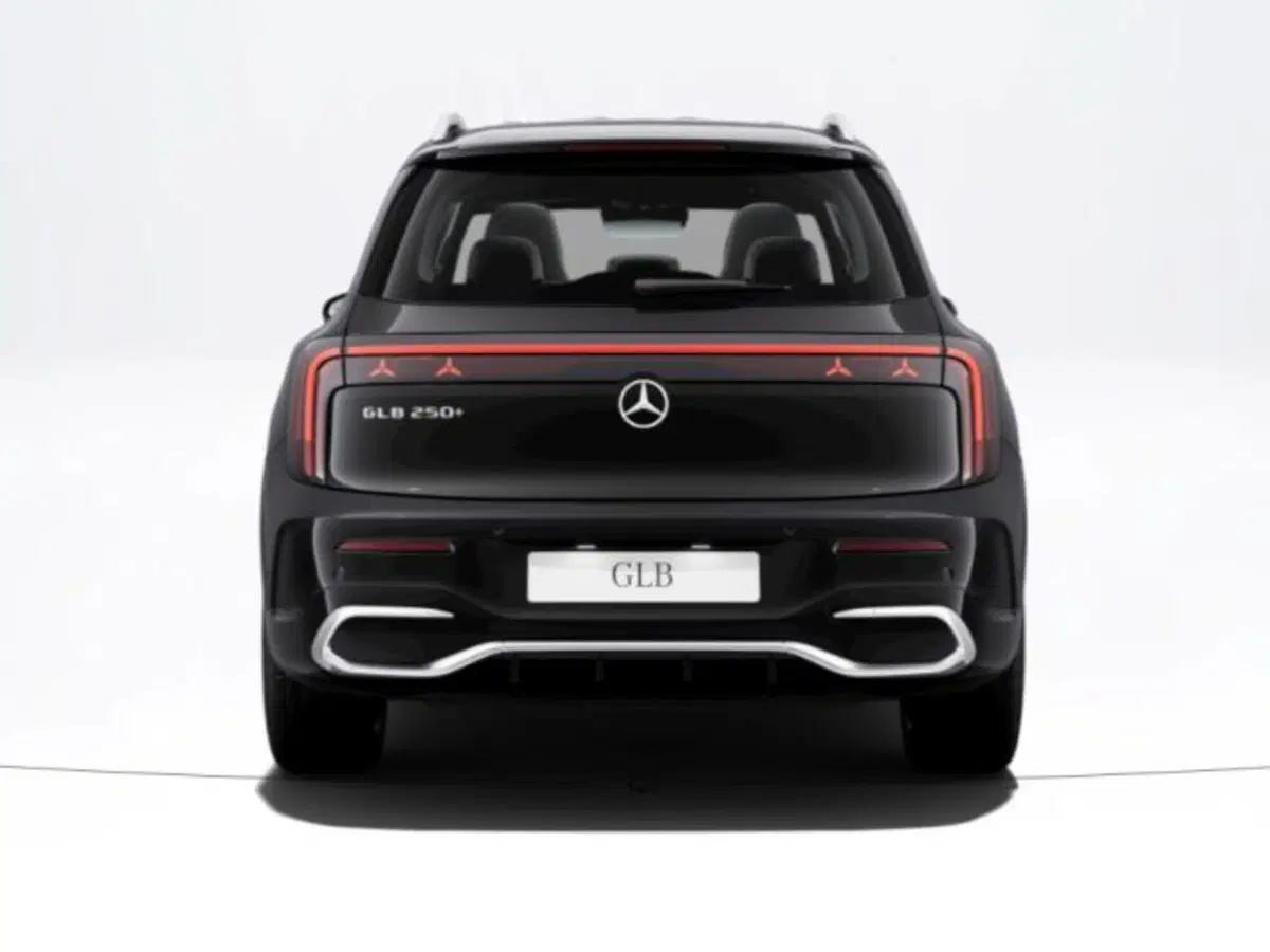 Mercedes-Benz GLB EQ nuova a Verona (4)