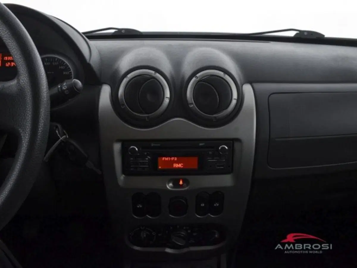 Dacia Duster usata a Perugia (15)