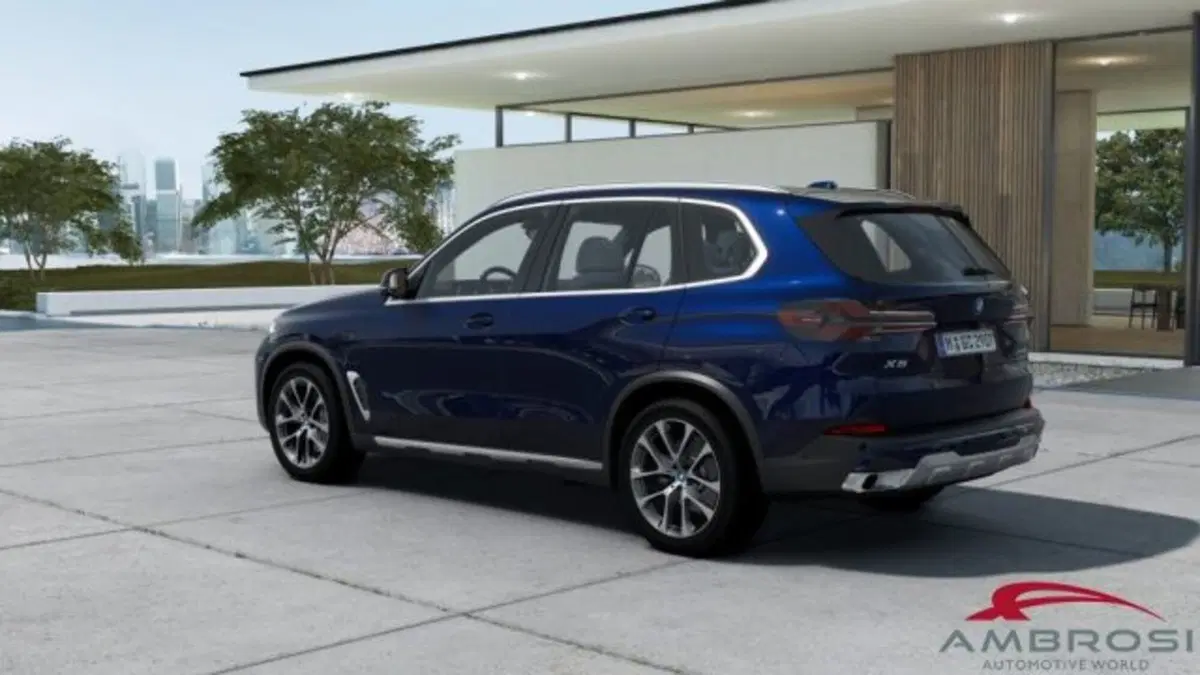 BMW X5 nuova a Perugia (2)