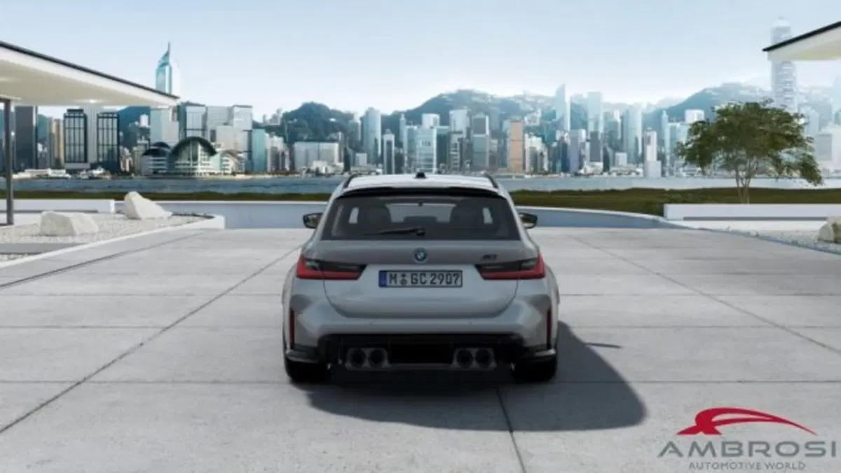 BMW Serie 3 Touring nuova a Perugia (5)