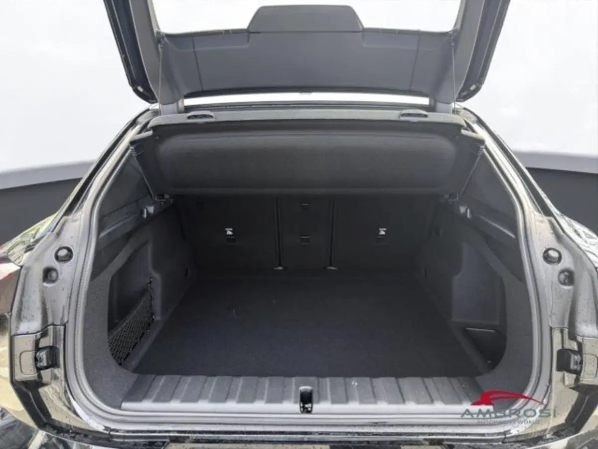 BMW iX2 nuova a Perugia (9)