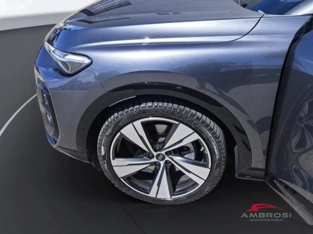 Audi Q5 Sportback usata a Perugia (13)
