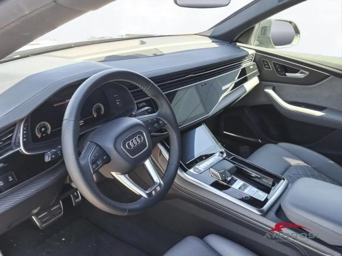 Audi Q8 usata a Perugia (10)