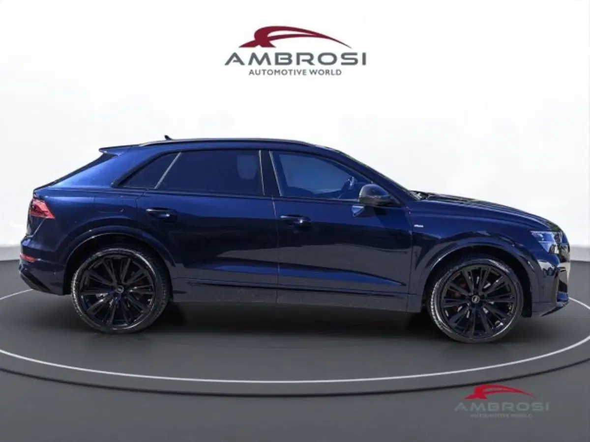 Audi Q8 usata a Perugia (5)