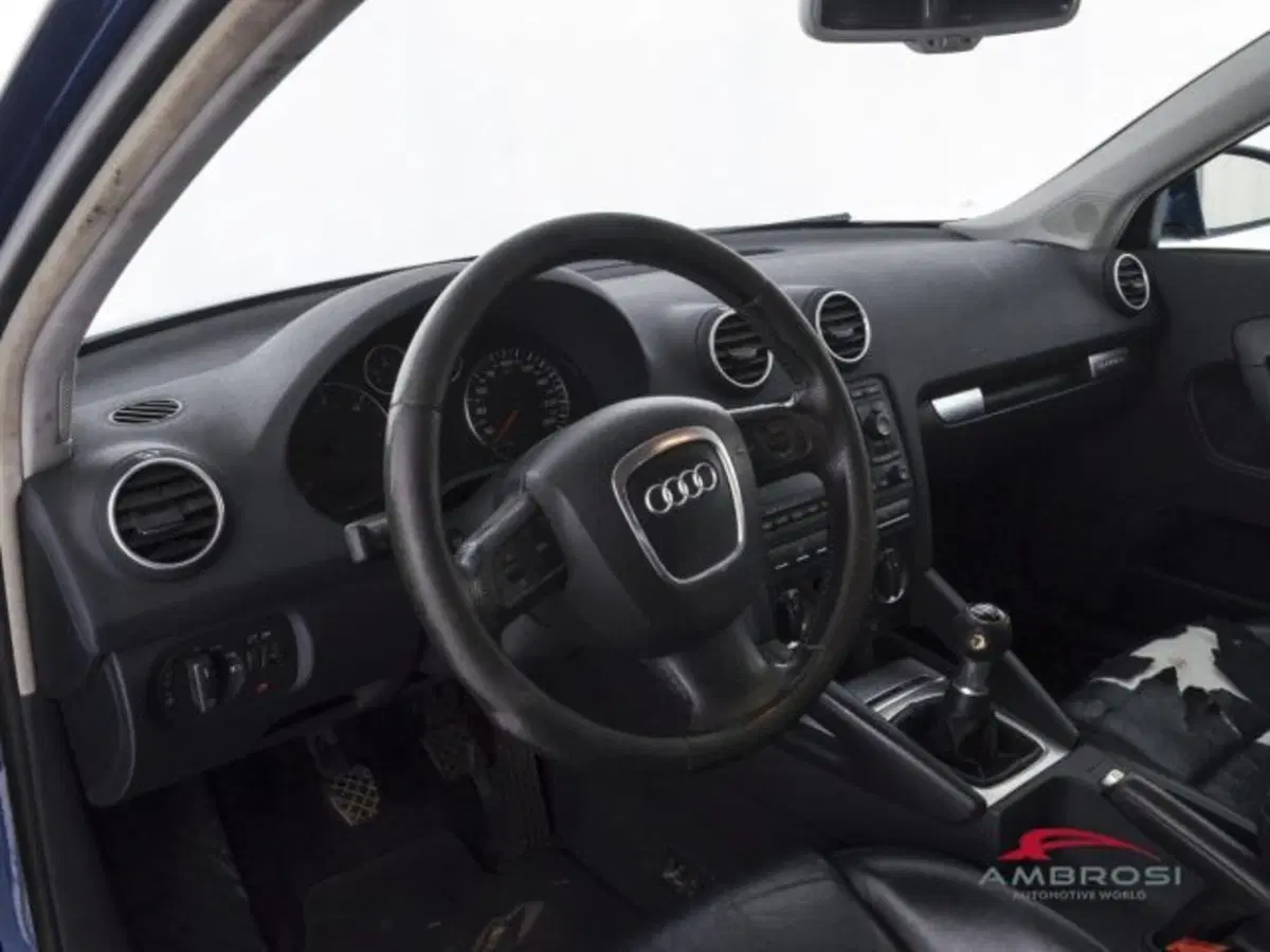 Audi A3 Sportback usata a Perugia (8)
