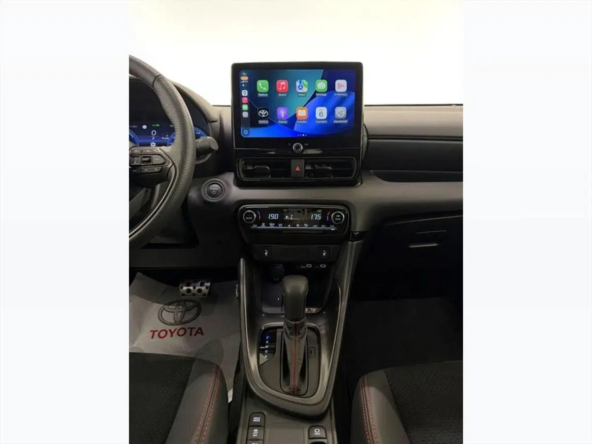 Toyota Yaris Cross usata a Monza e Brianza (13)