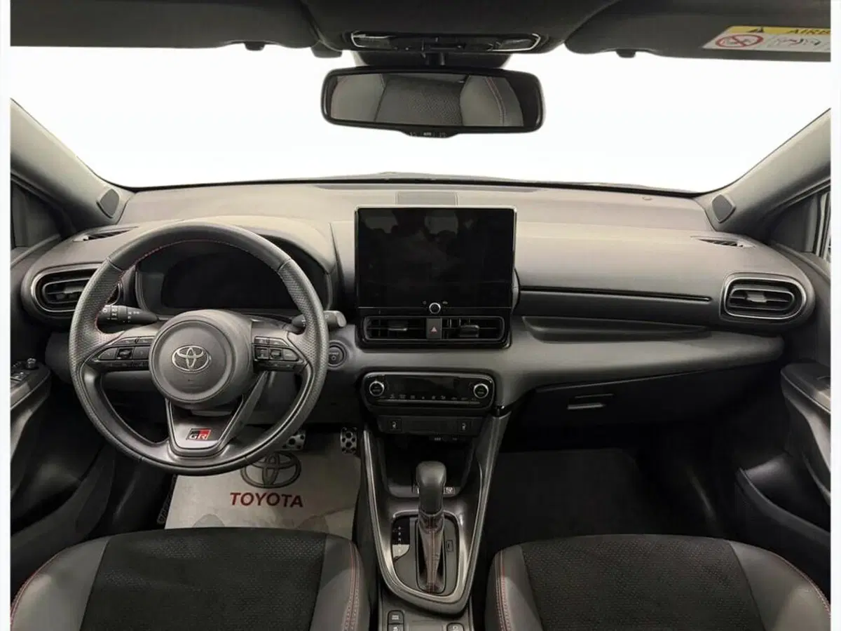 Toyota Yaris Cross usata a Monza e Brianza (8)