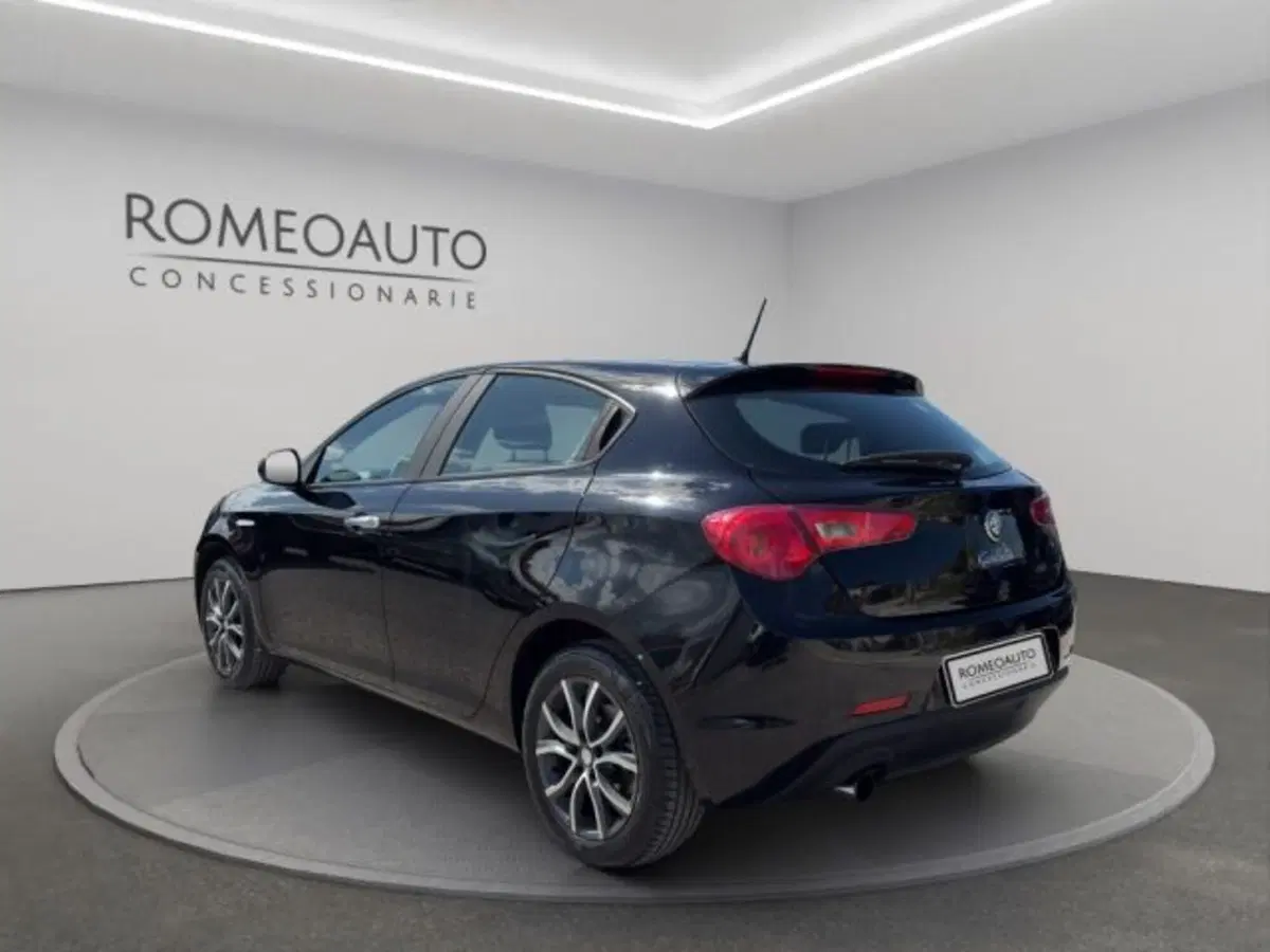 Alfa Romeo Giulietta usata a Perugia (3)