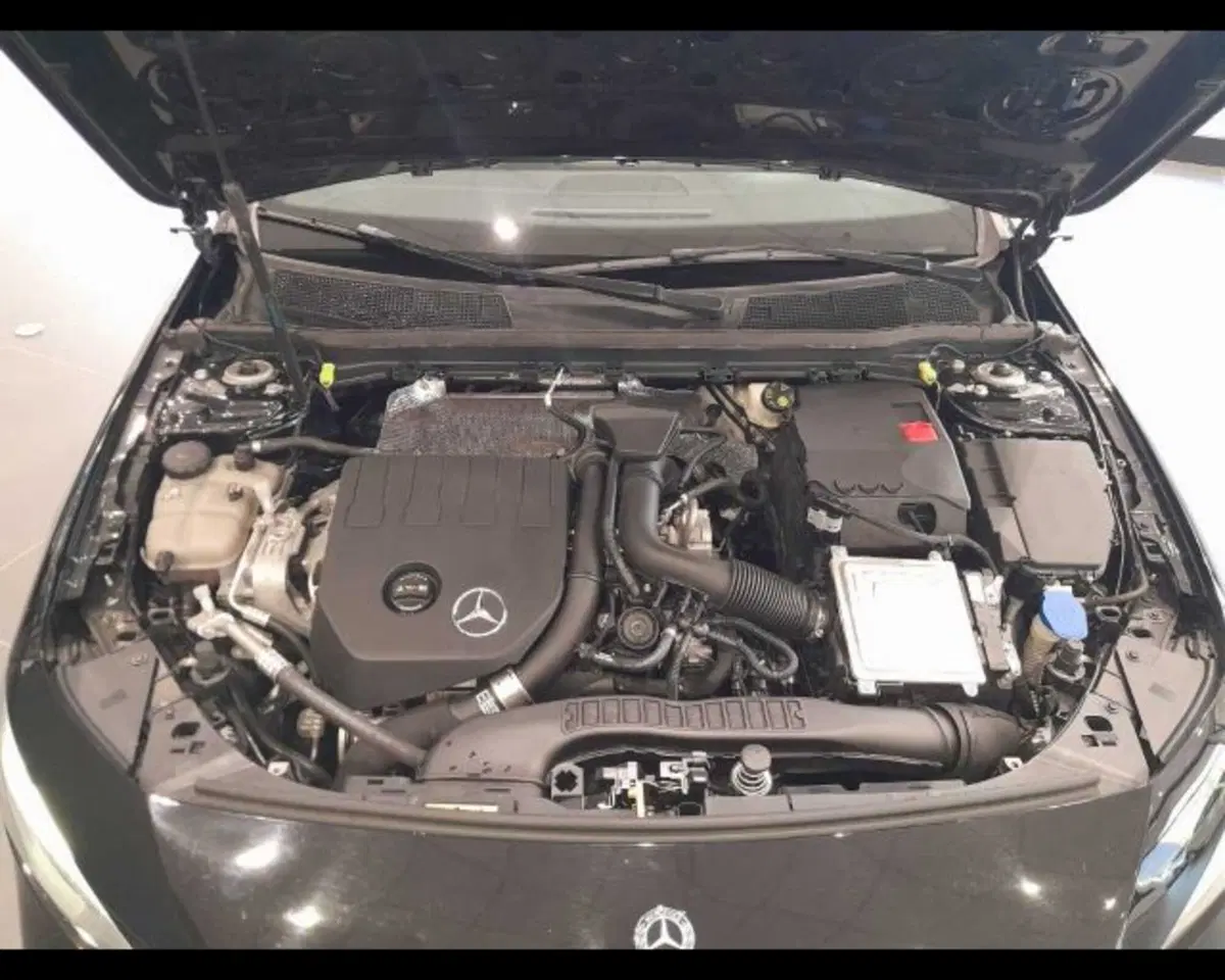 Mercedes-Benz Classe A Sedan usata a Bologna (20)