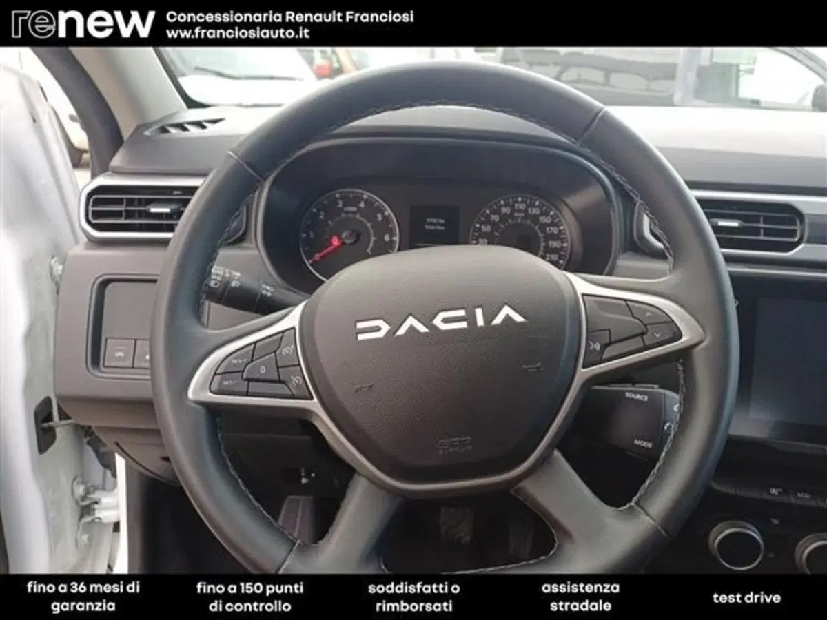 Dacia Duster usata a Modena (8)