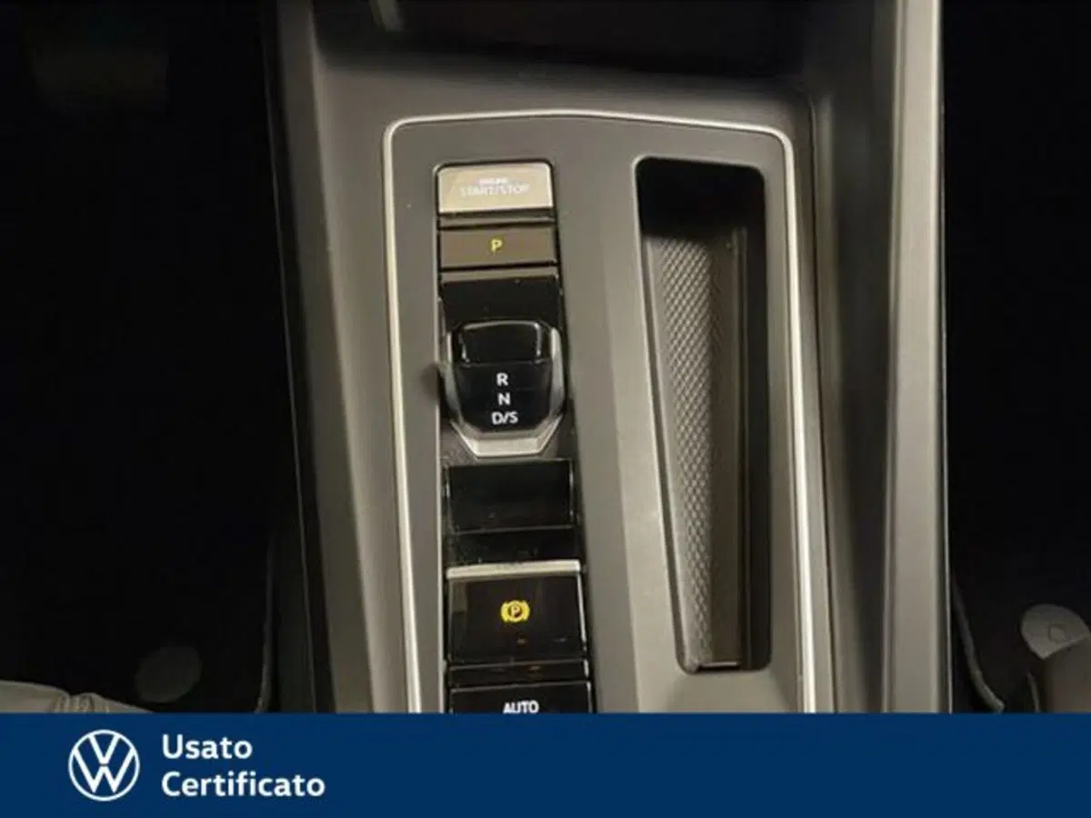 Volkswagen Golf Variant usata a Vicenza (11)