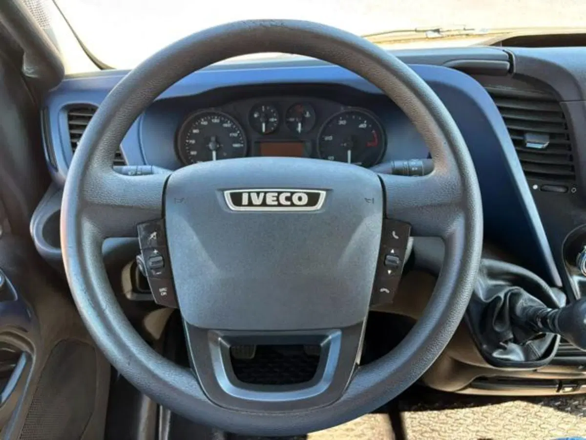 Iveco Daily Furgone usata a Brescia (12)
