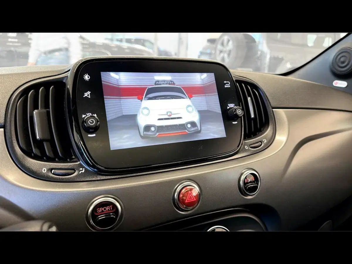 Abarth 595 usata a Varese (13)