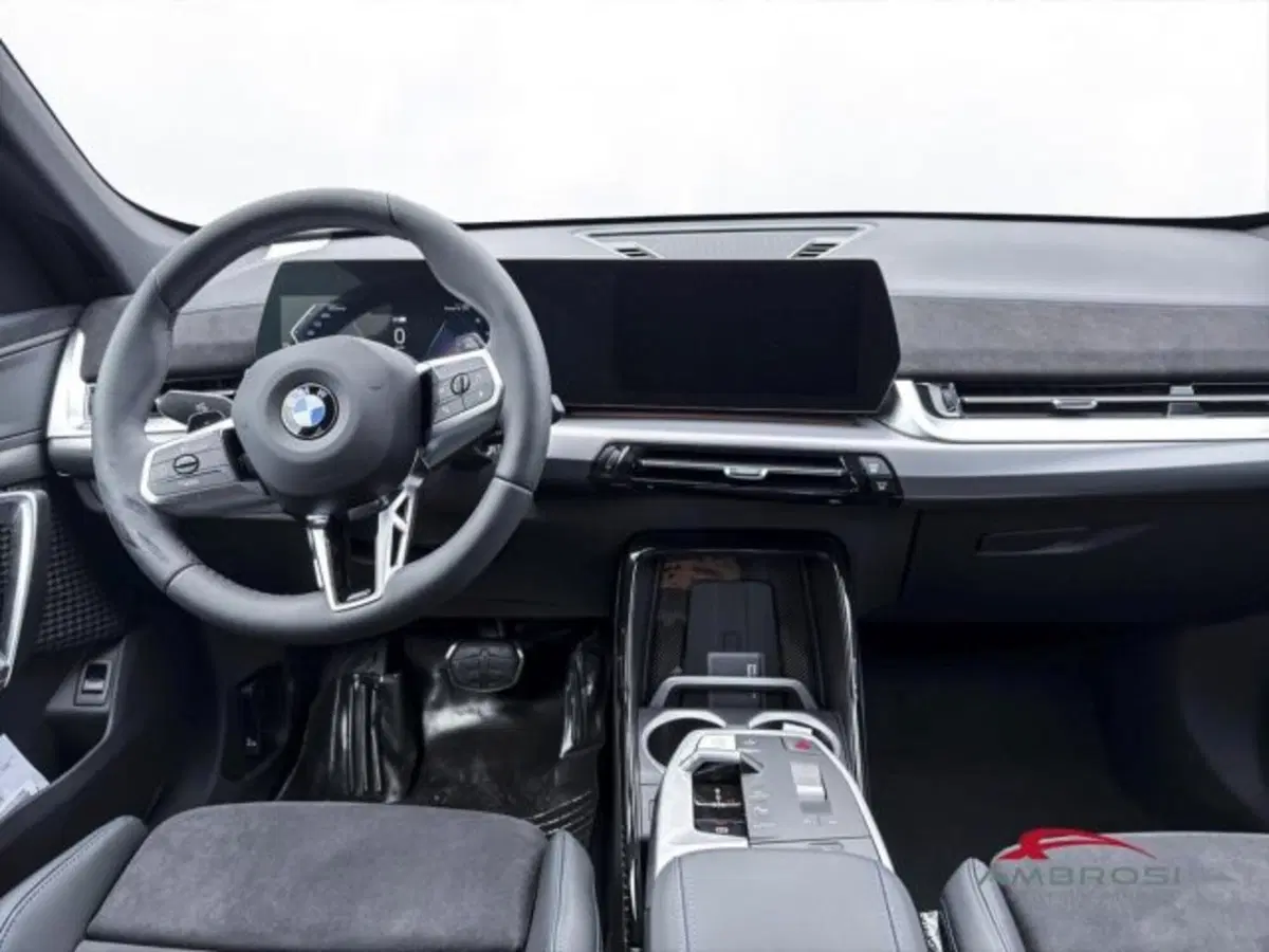 BMW X1 nuova a Perugia (12)